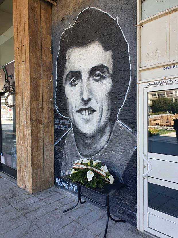 Гробари Ужице опростили се, достојанствено, од своје вољене легенде Радомира Антића 